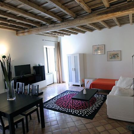 Apartamento Mattei Flat Roma Exterior foto